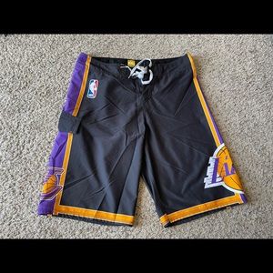 Quicksilver boardshorts size 32 LAKERS